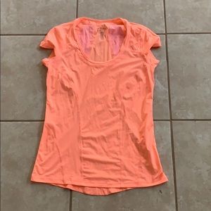 Zella Tops - ZELLA SMALL CORAL DRY FIT TEE NEW Zella Tops - ZELLA SMALL CORAL DRY FIT TEE NEW